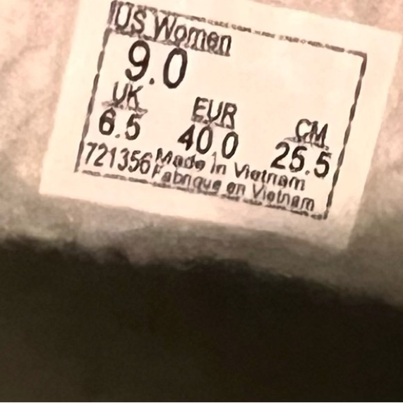 VANS Asher Suede Sherpa Slip-On Sneakers Light Gray Women's Size 9 New - Picture 9 of 9